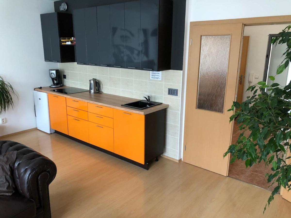 Richie Apartment Near Aquapark Prag Dış mekan fotoğraf